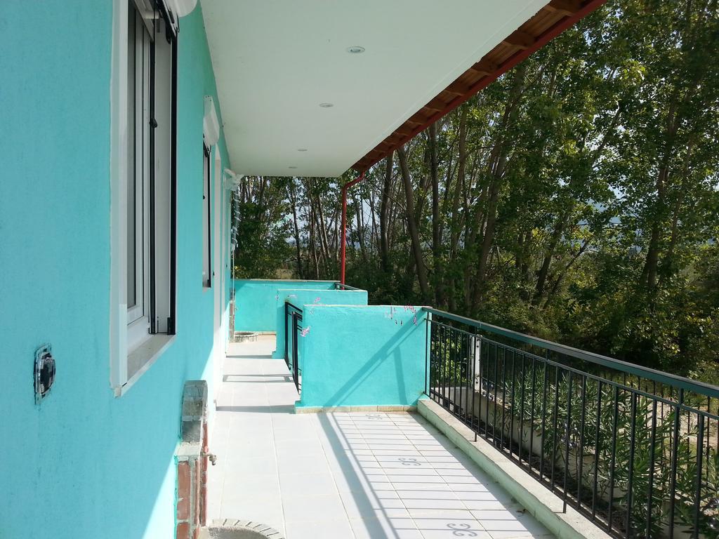 Maria Rooms Vrasna Bilik gambar