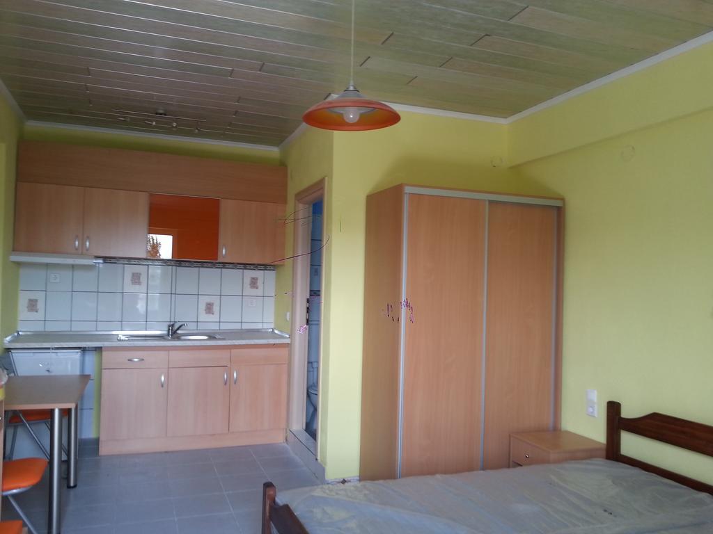Maria Rooms Vrasna Bilik gambar