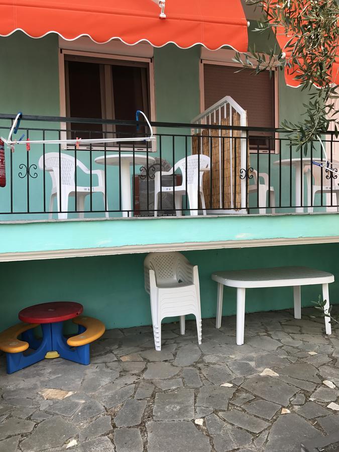Maria Rooms Vrasna Luaran gambar